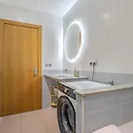 Ola Living Consell De Cent