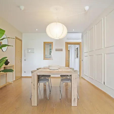 Ola Living Consell De Cent Apartment