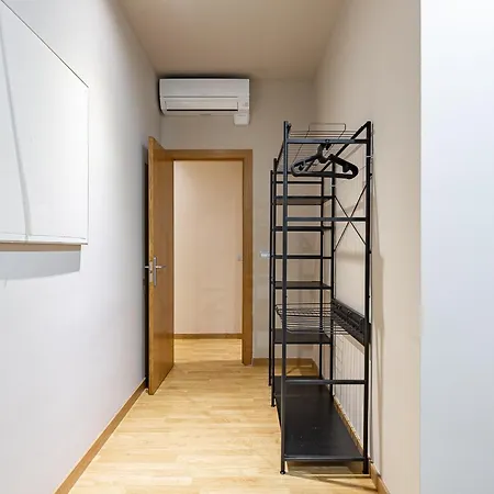 Ola Living Consell De Cent