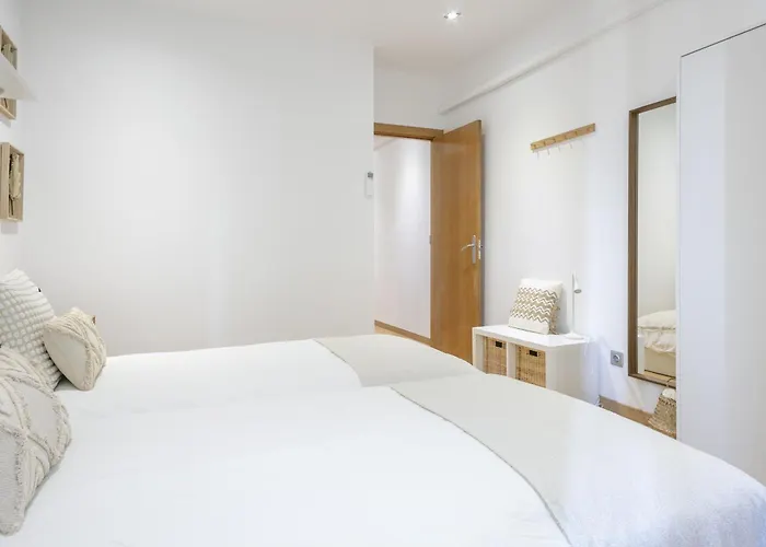 Ola Living Consell De Cent Апартаменты *