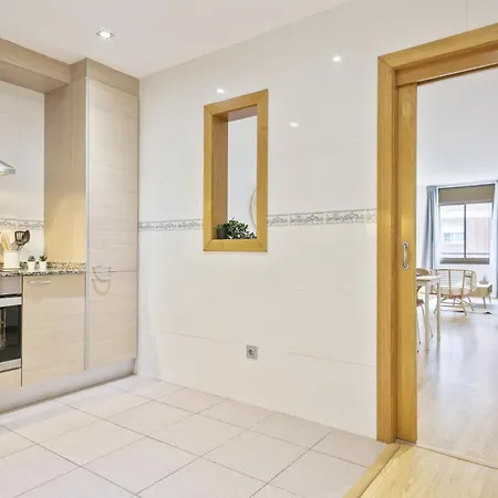 Ola Living Consell De Cent