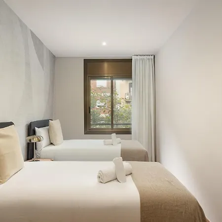 Ola Living Consell De Cent Appartamento Barcellona